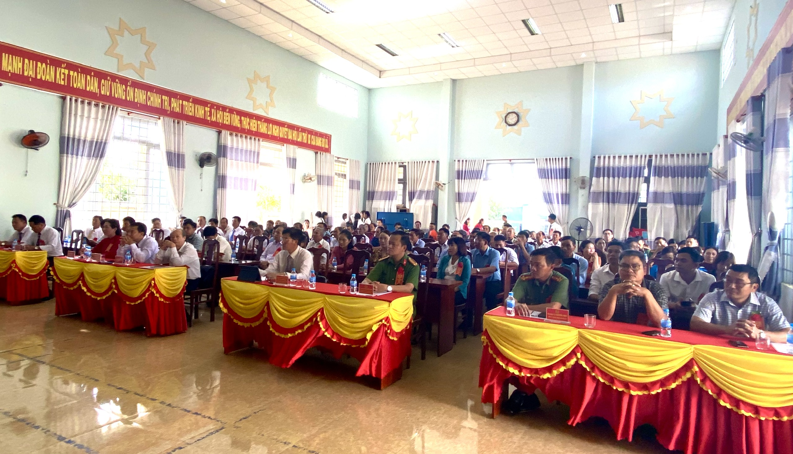 đại biểu dự